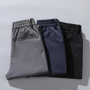 Calça Social Masculina Montvani MV203, com corte slim fit e tecido de nylon e spandex, perfeita para eventos formais, corporativos ou uso diário.