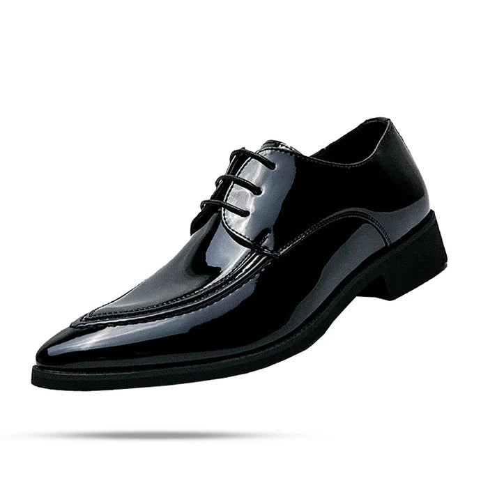 Sapato Derby Couro Montvani MV366 refinado, com couro premium e plataforma 4 cm, perfeito para visuais formais em verde esmeralda e preto.