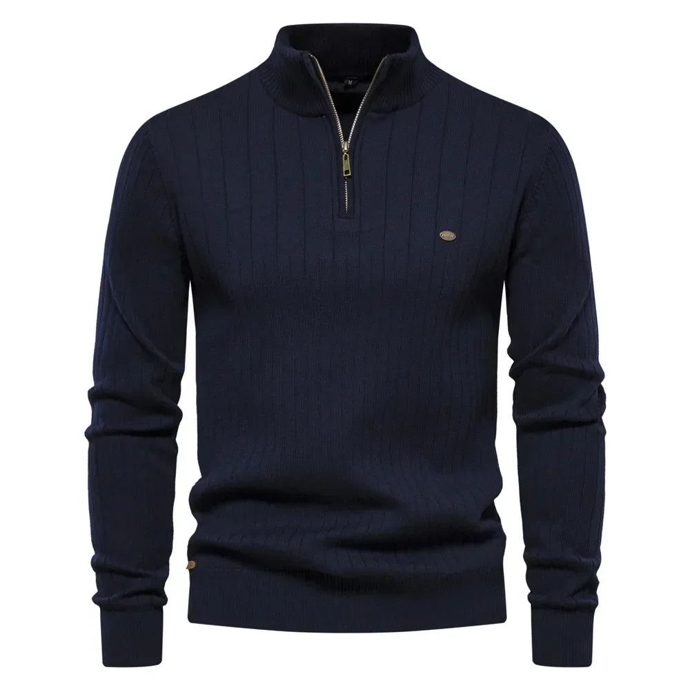 Suéter Masculino em Lã Montvani MV173, com modelagem slim fit, gola V sofisticada e tecido premium, perfeito para o frio com estilo.
